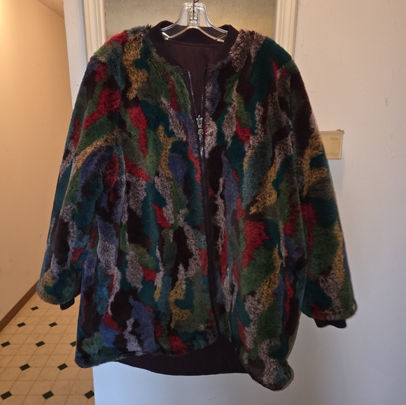 LOGO by Lori Goldstein Reversible Quilted Zip Front Jacket-Burgundy-Medium - Picture 3 of 13